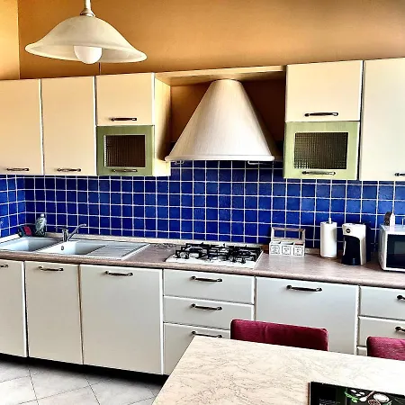 100mt Dal Centro Storico Ca Del Roero Apartment Alba (Piedmont)
